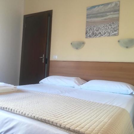 Hotel Valente Ортона Екстериор снимка