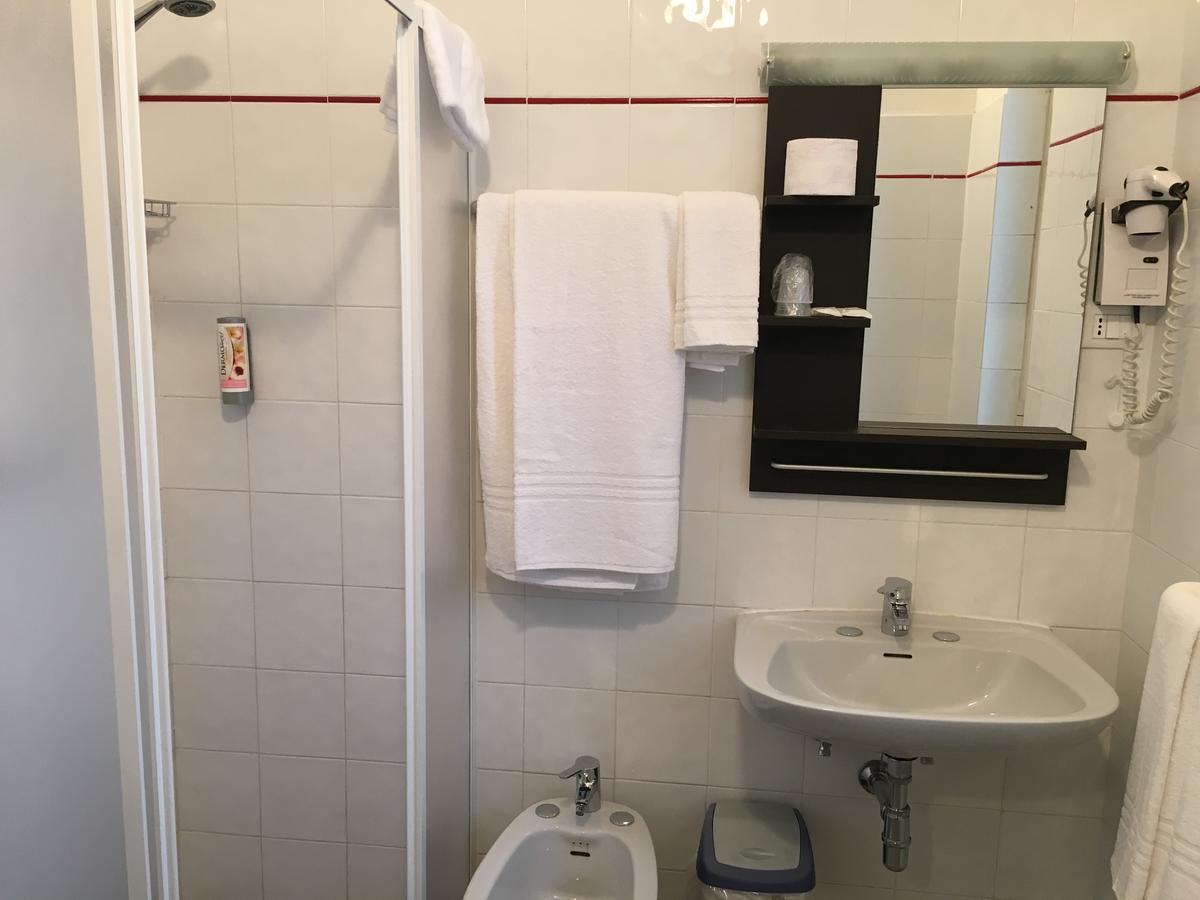 Hotel Valente Ортона Екстериор снимка