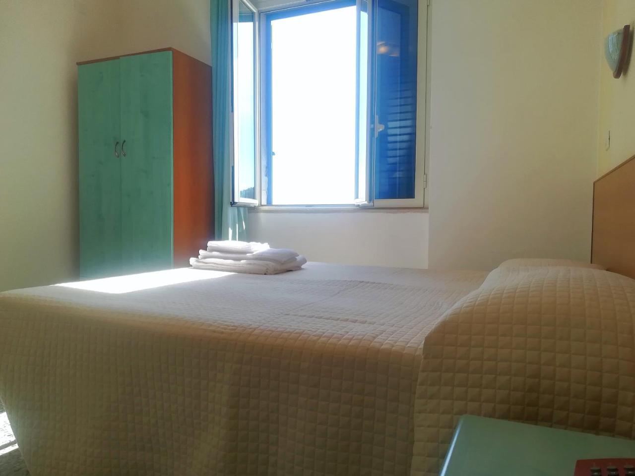Hotel Valente Ортона Екстериор снимка